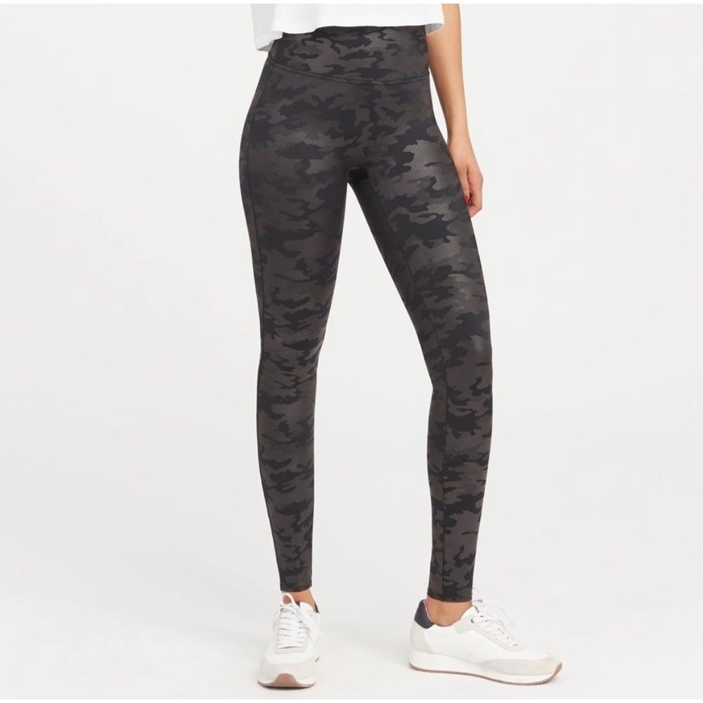 SPANX Leggings Women's Large Faux Leather Black Metallic Camouflage